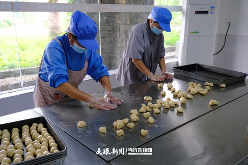 中秋前夕，這家景區(qū)古法食品廠加班制作祥月餅，育苗盤的新用途引關(guān)注